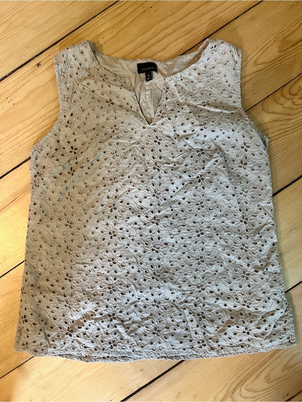 Talbots Cream Eyelet Sleeveless Top